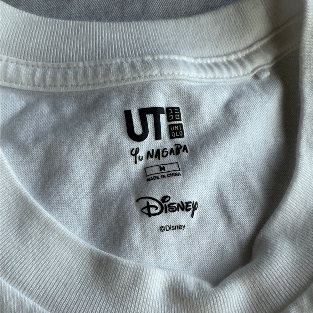 UNIQLO Disney White T-Shirt Donald Duck - Picture 2 of 5